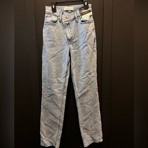 Abercrombie 90’s Straight Ultra High Rise Curve Love Jeans